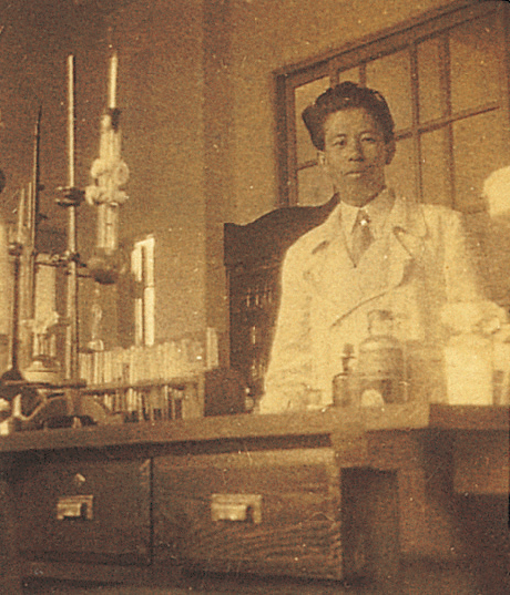 Mr. Insil Lee, During his year of Kumkang Pharmacy